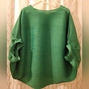 Kate Hewko Glam Sleeve Textured Top